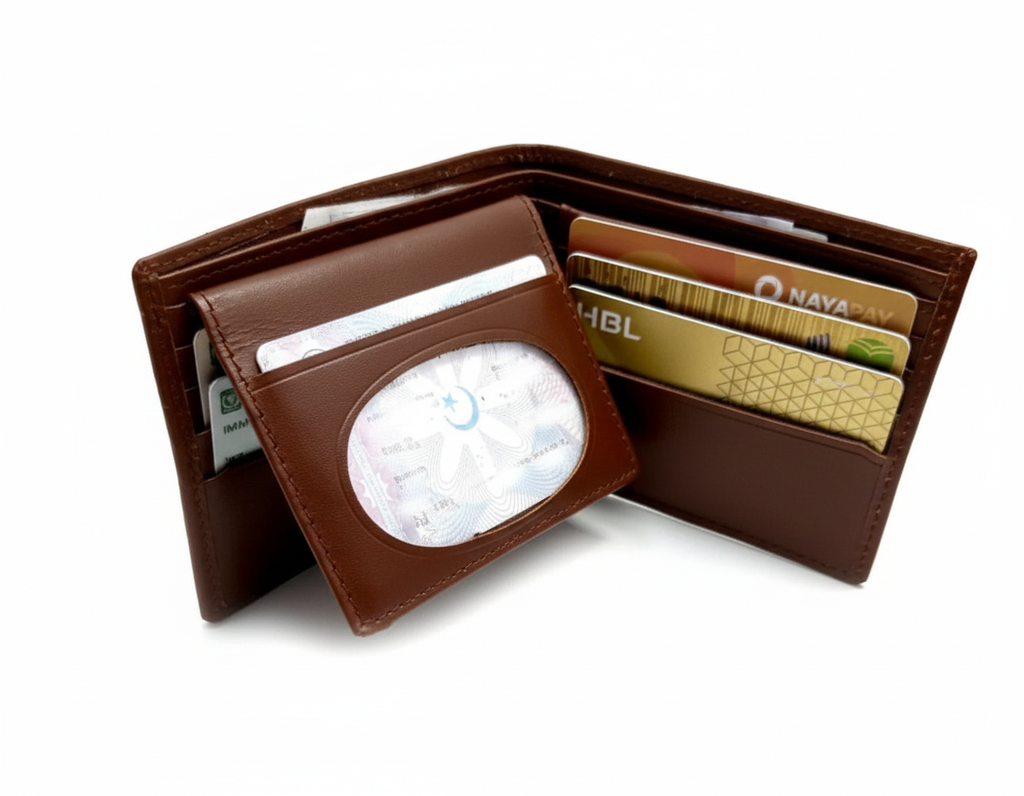 Geniune Leather Wallet in Crocodile Pattern With Soft Velvet Interior